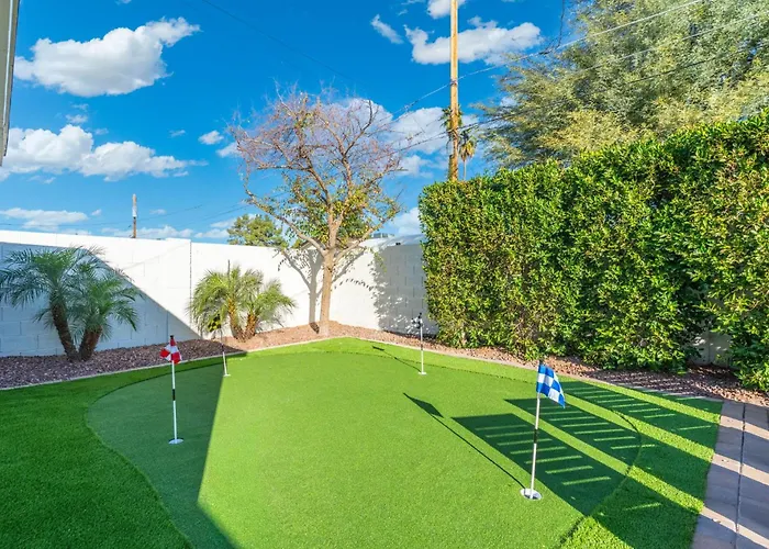 Arcadia 5br Oasis Pool Putting & Sleeps 12 Holiday home Phoenix